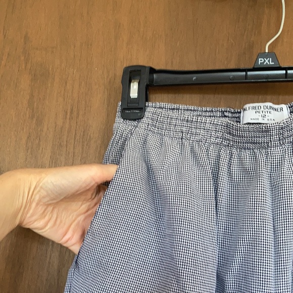 Vintage Small hounds tooth print jacket with shoulder pads & pant - Picture 15 of 17